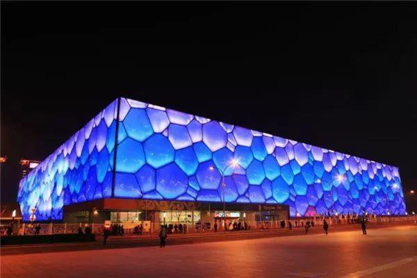 Base-beijing Sanlitun Serviced Apartment-close To Forbidden City, Tian'anmen Square &bike &subway Line 2&3&17 &free Coffee &washing Machine, Kitchen &english Speaking &high Speed Free Wifi &robot Lejlighed