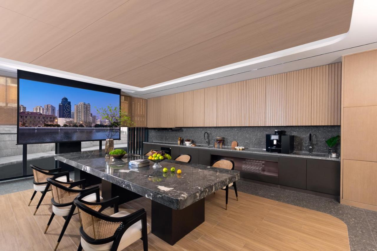 Appartement Base-beijing Sanlitun Serviced Apartment-close To Forbidden City, Tian'anmen Square &bike &subway Line 2&3&17 &free Coffee &washing Machine, Kitchen &english Speaking &high Speed Free Wifi &robot