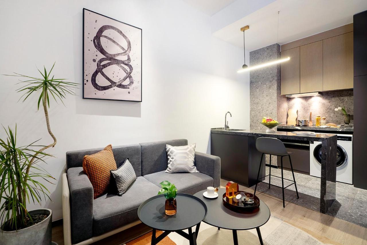Base-beijing Sanlitun Serviced Apartment-close To Forbidden City, Tian'anmen Square &bike &subway Line 2&3&17 &free Coffee &washing Machine, Kitchen &english Speaking &high Speed Free Wifi &robot Căn hộ