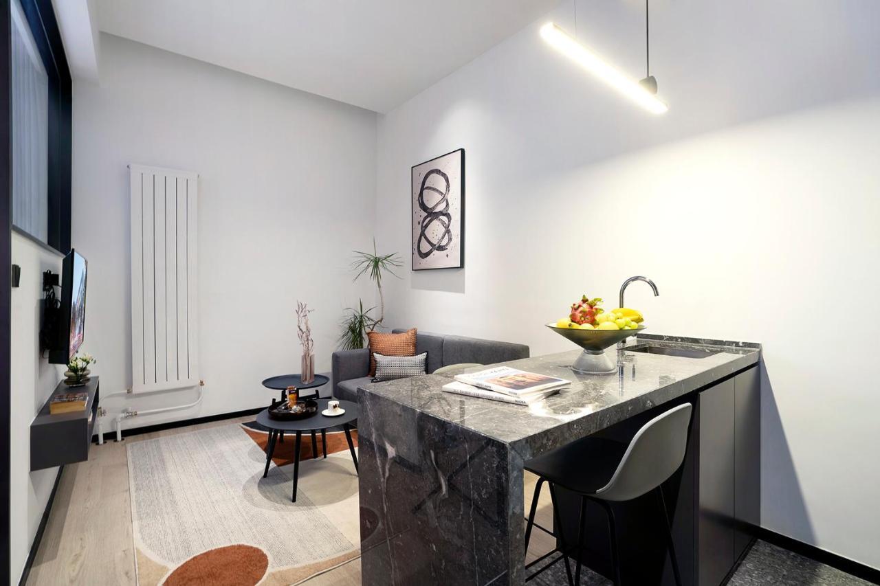 Appartement Base-beijing Sanlitun Serviced Apartment-close To Forbidden City, Tian'anmen Square &bike &subway Line 2&3&17 &free Coffee &washing Machine, Kitchen &english Speaking &high Speed Free Wifi &robot *